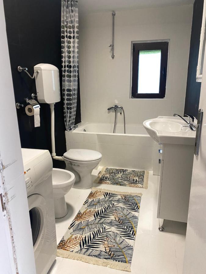 Lux Boka Sea View Apartment Kotor Bagian luar foto