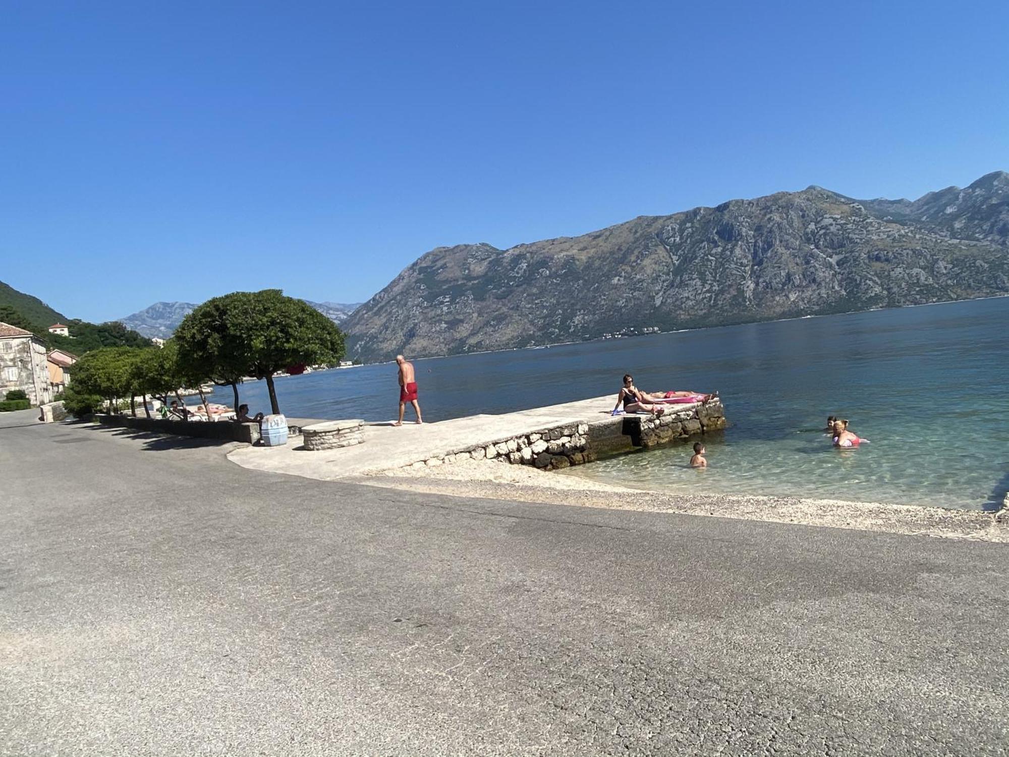 Lux Boka Sea View Apartment Kotor Bagian luar foto