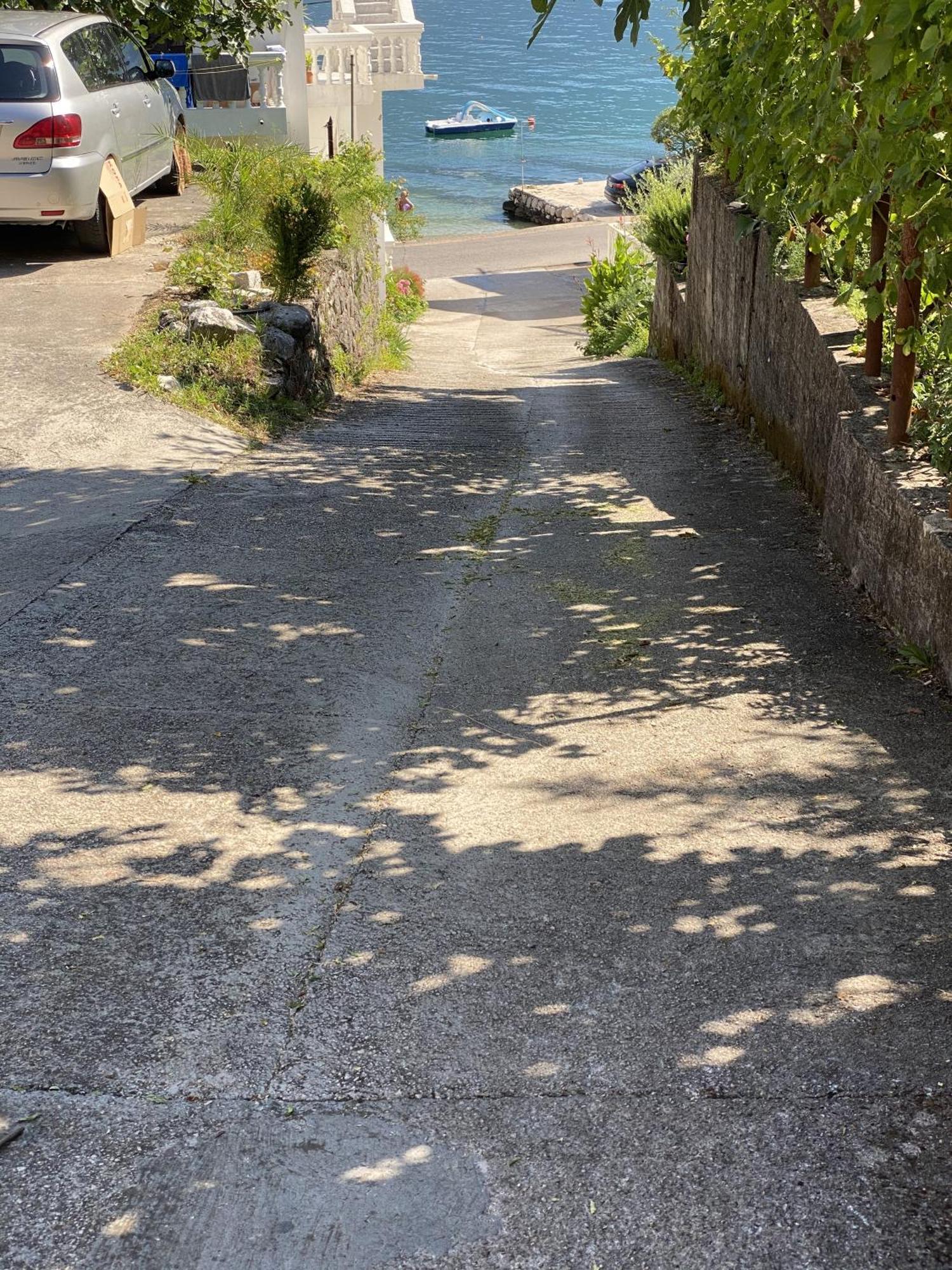 Lux Boka Sea View Apartment Kotor Bagian luar foto